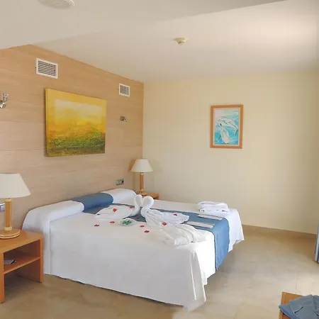 Punta Del Cantal 호텔 4*